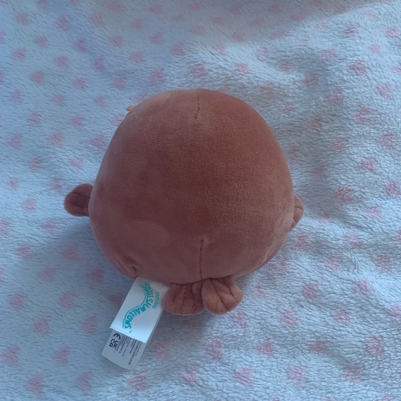 “follow your dreams” squishmallow walrus - Picture 2 of 2